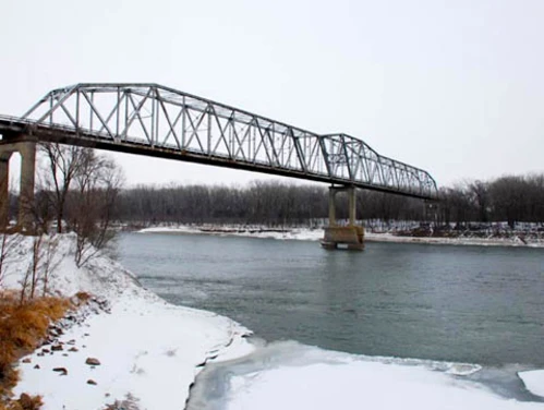 Photo of the Decatur Bridge in Monona County, Iowa