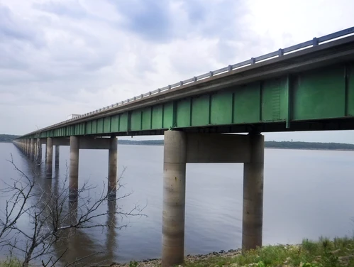 Lake Red Rock Brige